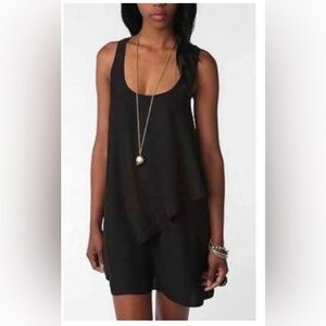 Silence + Noise Black Asymmetrical Tank Top black dress large